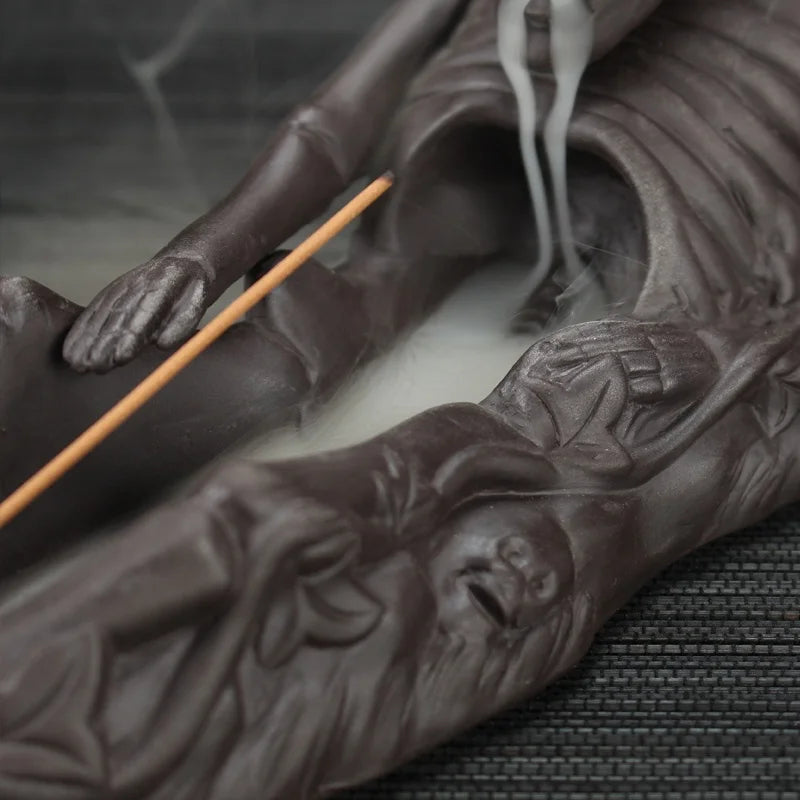 ageofabsurd_skeletonincenseburner_aromotherapyornaments