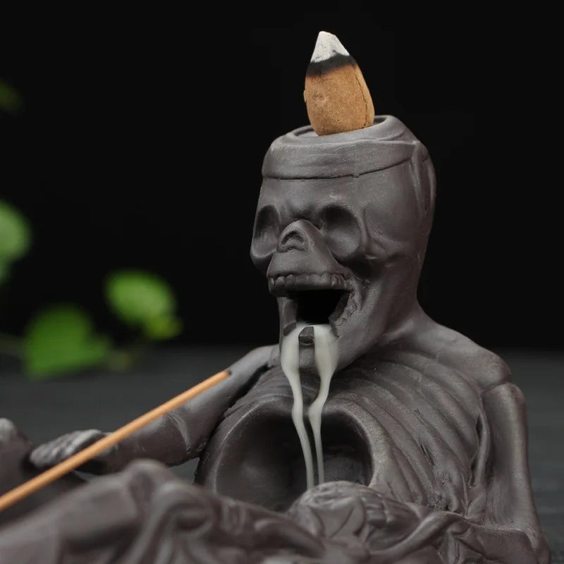 ageofabsurd_skeletonincenseburner_aromotherapyornaments